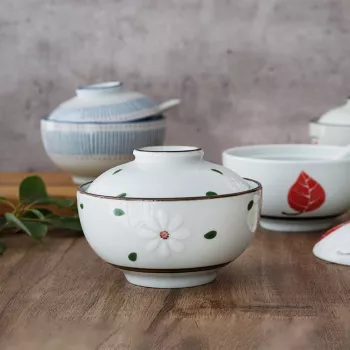 Soup in Ceramic Bowls: Safety, Heat & Microwave Tips